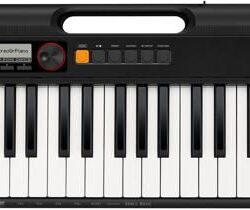 Casiotone CT-S200 Portable 61 Key Digital Keyboard Black